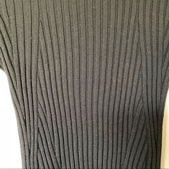 Black Ribbed Fitted Long Sleeve Shirt - Picture 4 of 4